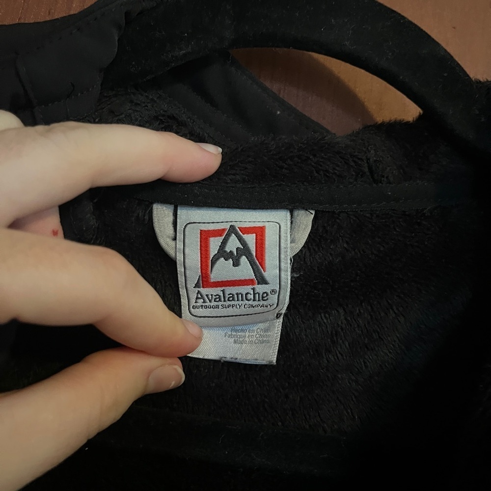 Avalanche Black Outdoor Jacket - Picture 6 of 10